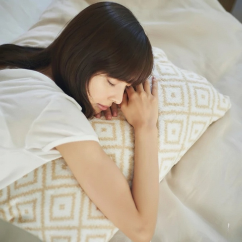 枕カバーで始めるスキンケア /睡眠美容をサポートするピローケース【CUOL】